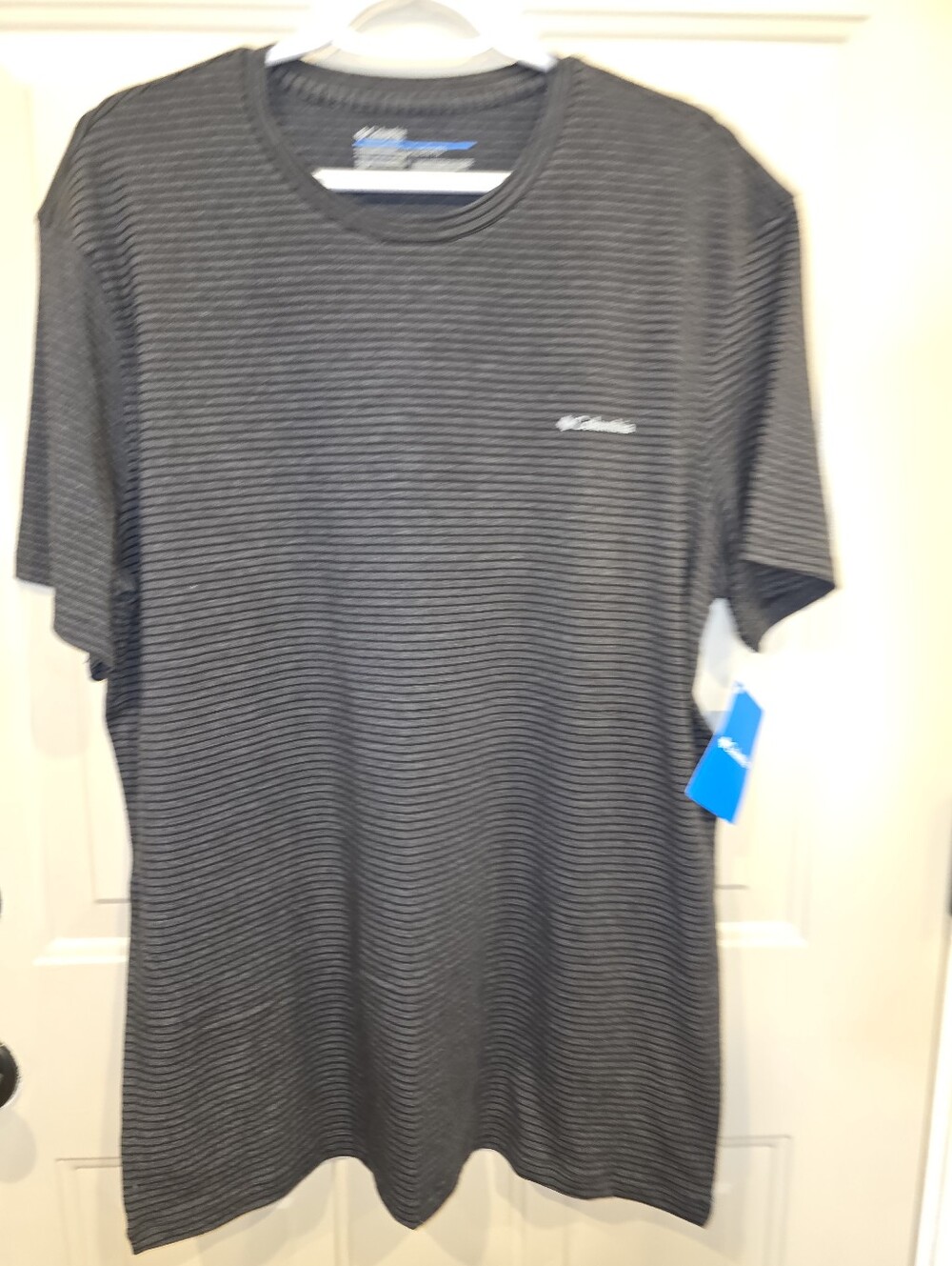 New Columbia Black and Gray Striped Short-Sleeve Tee